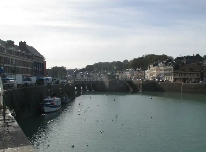 Appartement Studio Vue Mer à Valéry En Caux